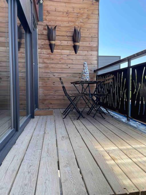 "Le Relax" - Velaux Appart Climatise - 6 Pers Avec Terrasse A 15 Min Plage Et Aeroport Exteriör bild